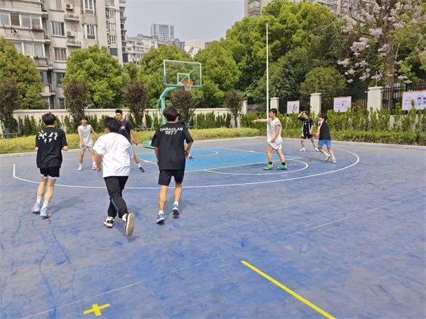 适合不同年龄段篮球爱好者的体能训练方案_2